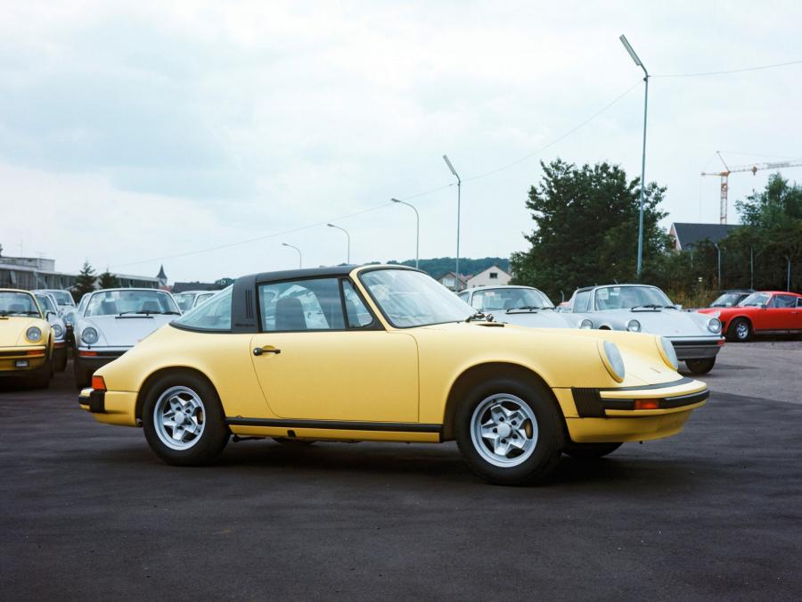  Porsche 911 S 2.7 Targa 1973 года  (фото 2 из 2)